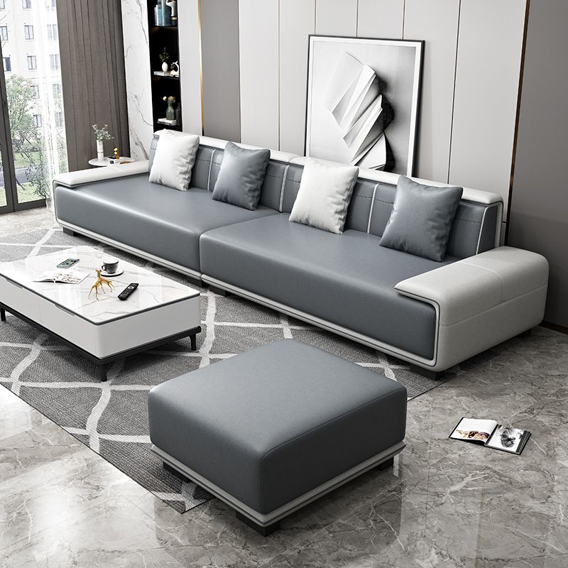 Faux Ledersofa & Chaise mit Kissen modern u Sofa in Grau - 29,53 "H.