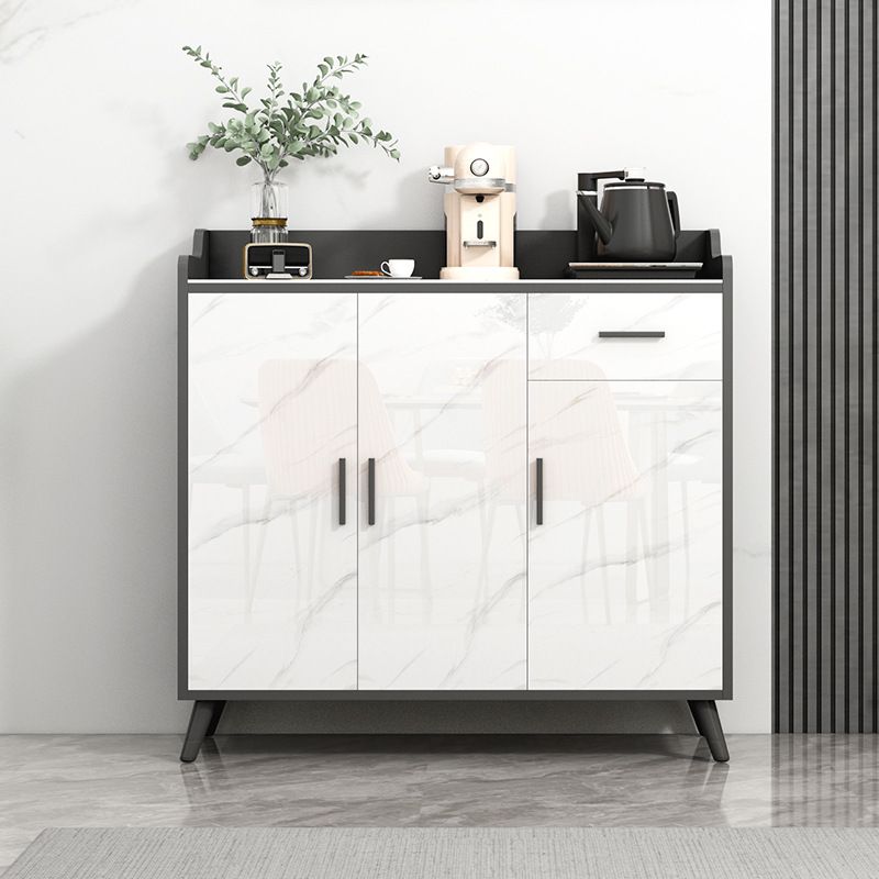 Sideboard di pietra grigia lucida Glam a buffet interno con armadi