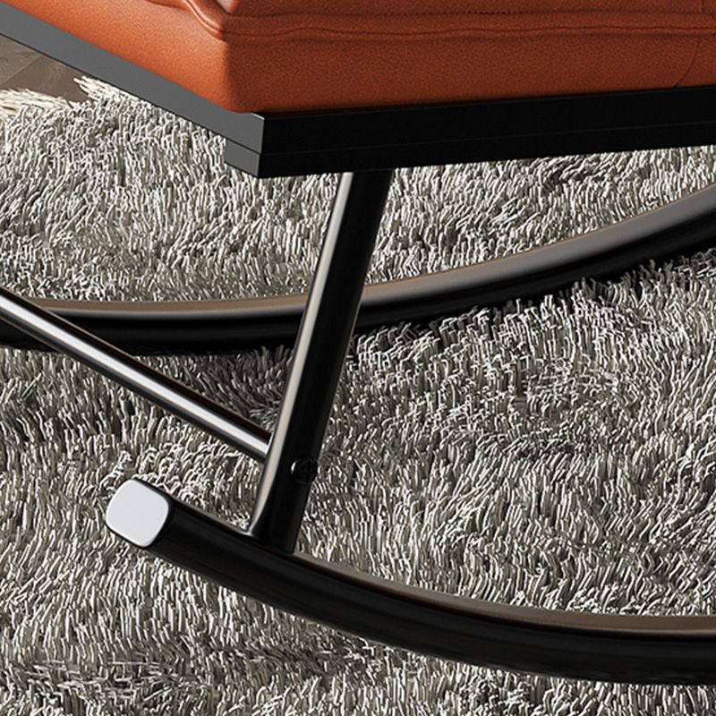 Chaise en cuir fausse 26,7 "L x 37,4" W x 37,4 "H Armes incluses pour chambre à coucher