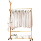 Modern At Rack Prachtige vaste houten kledinghanger met Castors