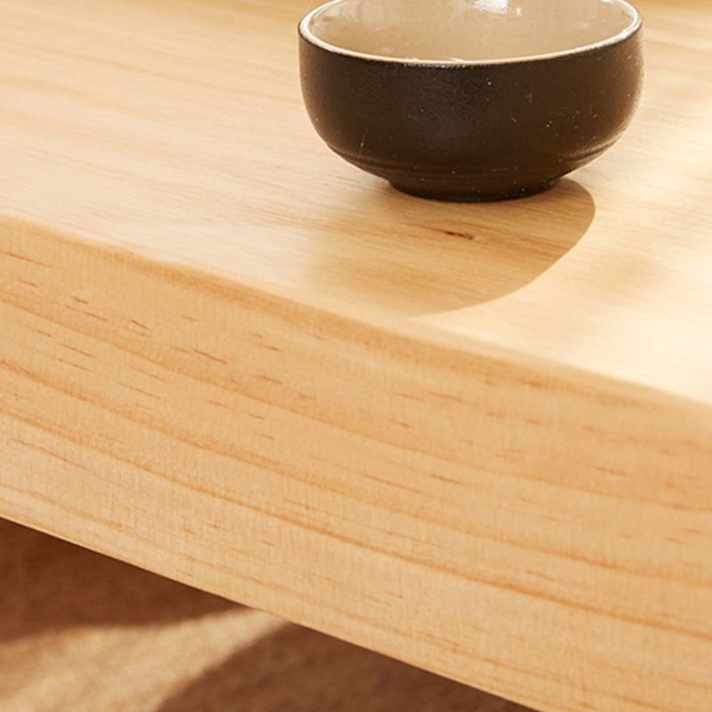 Table basse contemporaine à 4 pieds, table de cocktail en bois massif