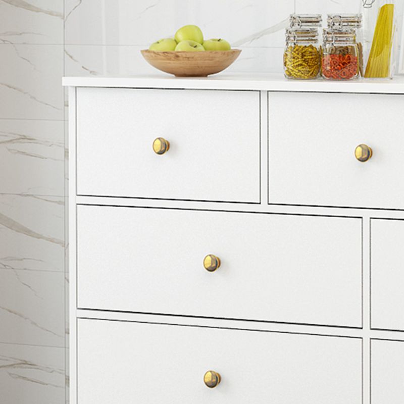 Coffre d'accent moderne avec des jambes droites et des tiroirs armoire