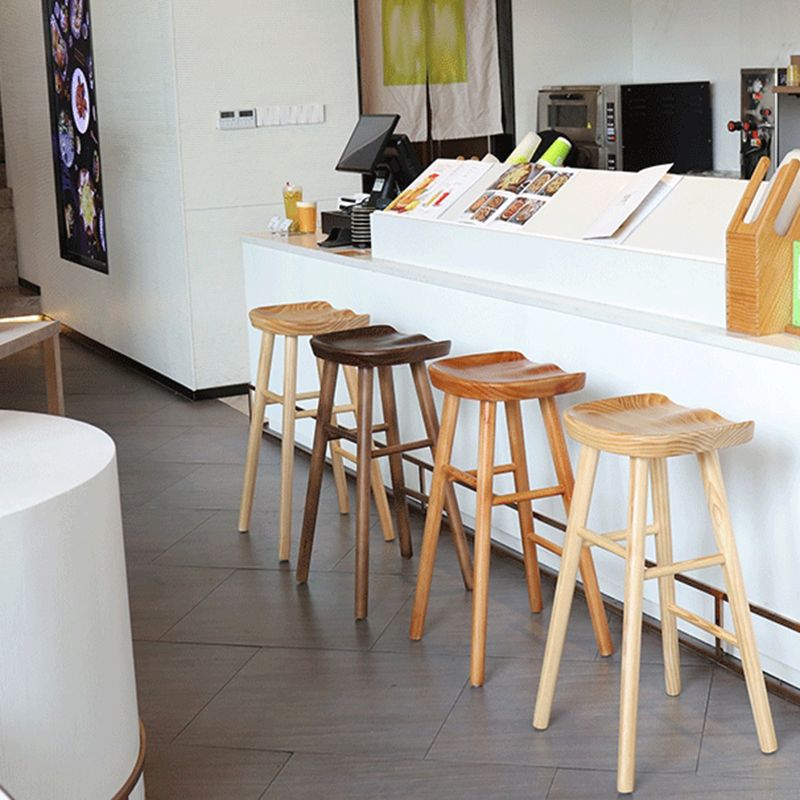 Sgabello da bancone senza schienale naturale Sgabello da bancone moderno in legno di pino