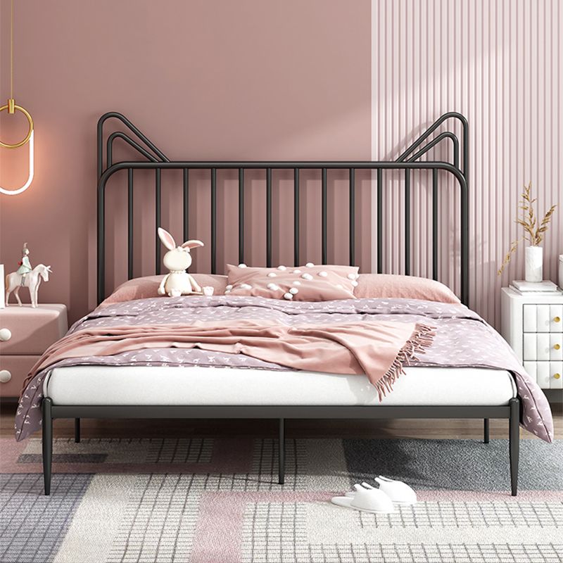 Eigentijds standaardbed met hoofdeinde open-frame metalen bed