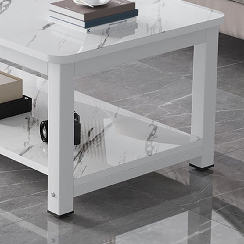 Ronde houten koffie of eindtafel ijzer voetstukbasis met opslag