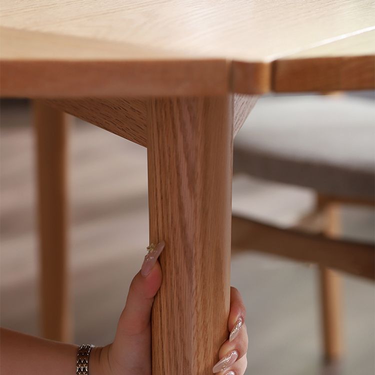 Oak Extendable Round Dining Table Modern Adjustable Square Wood Table with 4 Legs Clearhalo ' dining_table' 'Dining Tables & Seating' 'Dining Tables' 'furn' 'furn_dining_table' 'Furniture' 'furniture_dining_table' 'Kitchen & Dining Furniture' 'kitchen&dining_furn' 'kitchen' 'kitchen_dining_table' 1200x1200_dd2d5531-96d2-4247-9f21-bacdbf323548