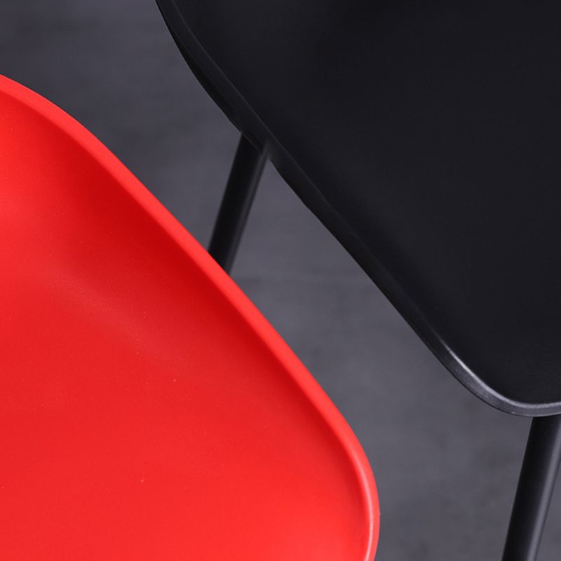 Contemporary Metal Counter Height Stools Low Back Bar Stool with Footrest Clearhalo 'Bar Furniture' 'Bar Stools' 'bar_stools' 'furn' 'furn_bar_stools' 'Furniture' 'Kitchen & Dining Furniture' 1200x1200_dd53febb-c4ca-4715-a9e4-4aac51479a90