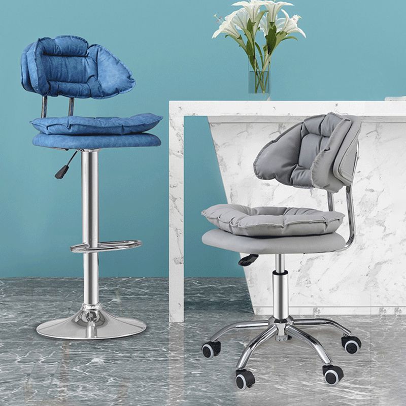 Leather Swivel Adjustable Height Bar Stool Matte Finish Home Low Back Stool Clearhalo 'Bar Furniture' 'Bar Stools' 'bar_stools' 'furn' 'furn_bar_stools' 'furniture_bar_stools' 'Kitchen & Dining Furniture' 'kitchen&dining_furn' 'kitchen' 'kitchen_furn' Furniture' 1200x1200_dde19f3e-16f3-49e6-9cf7-2c0669b3e70c