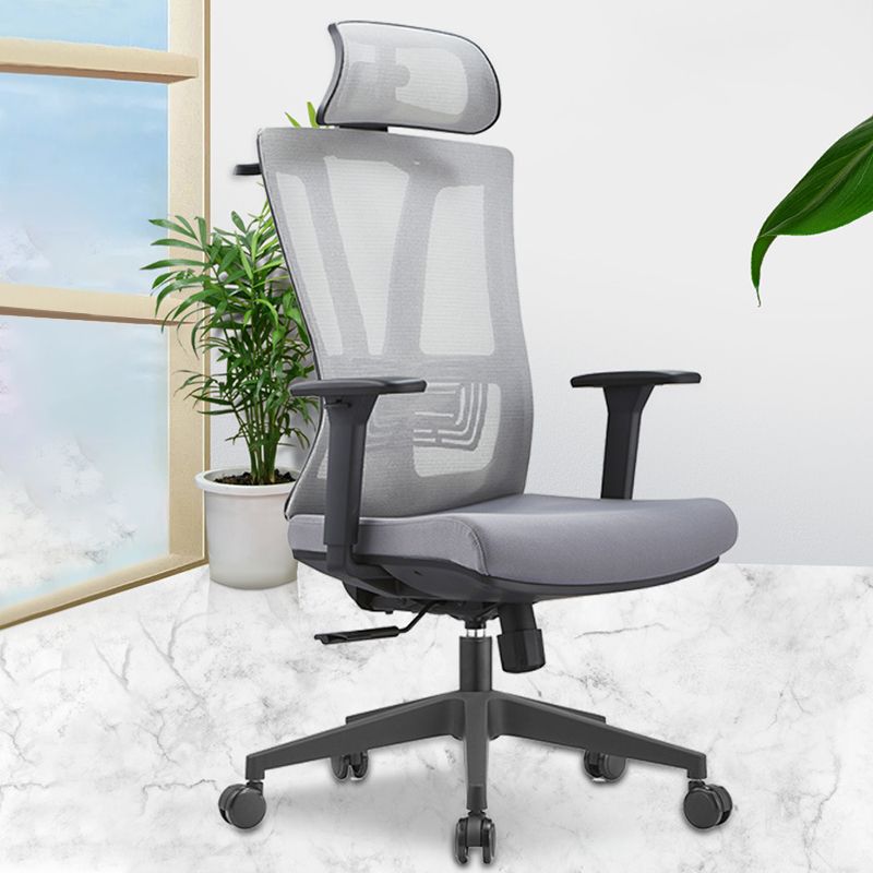 Silla de brazos extraíbles modernos altura de asiento ajustable silla de oficina con ruedas