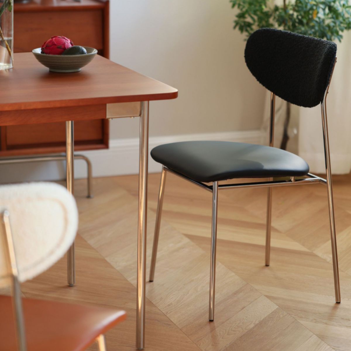 Chaise de salle à manger de cuisine contemporaine Open Back Metal Fide Side