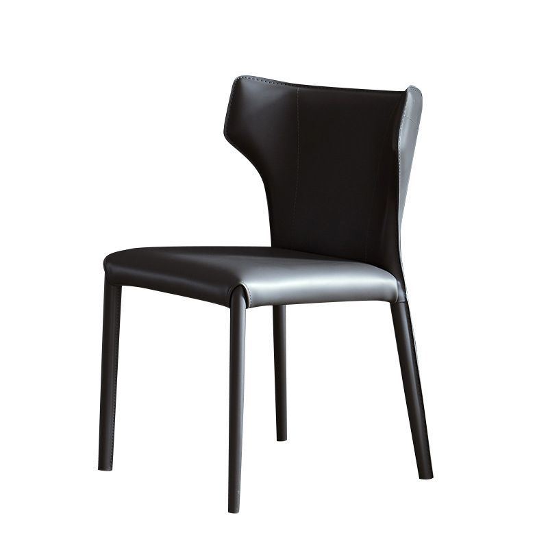 マット仕上げウィングバックダイニングチェアデザイナースタイルのミーティングルームレザーサイドチェア