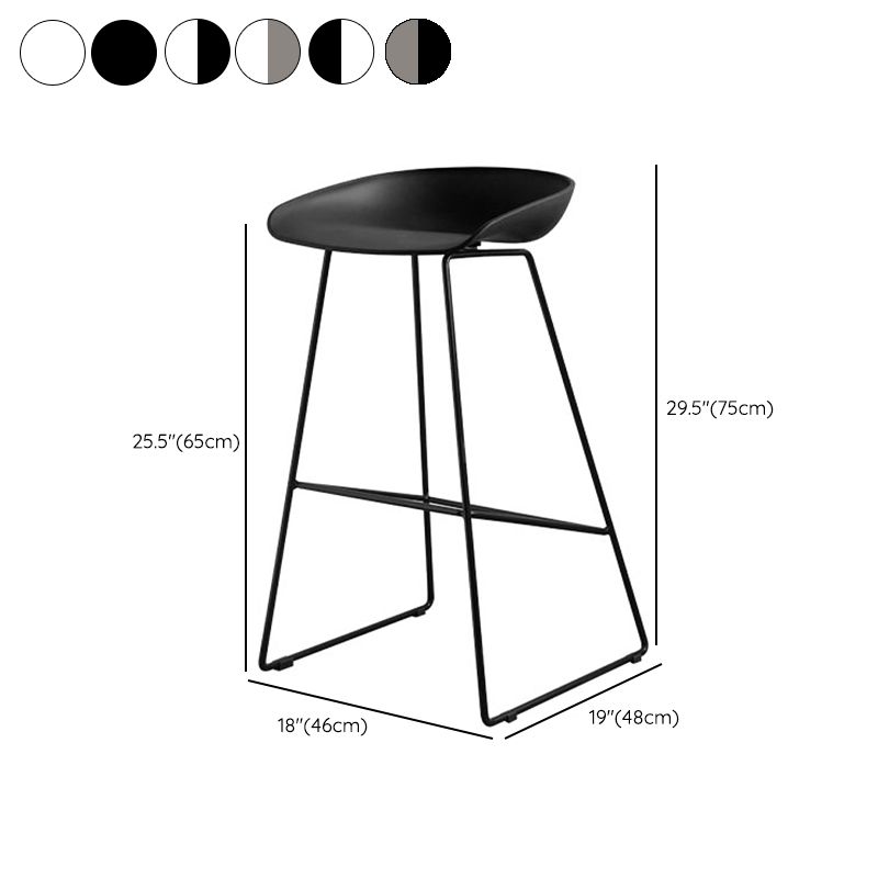 Industrial Indoor Armless Footrest Bar Stool with Metal Legs