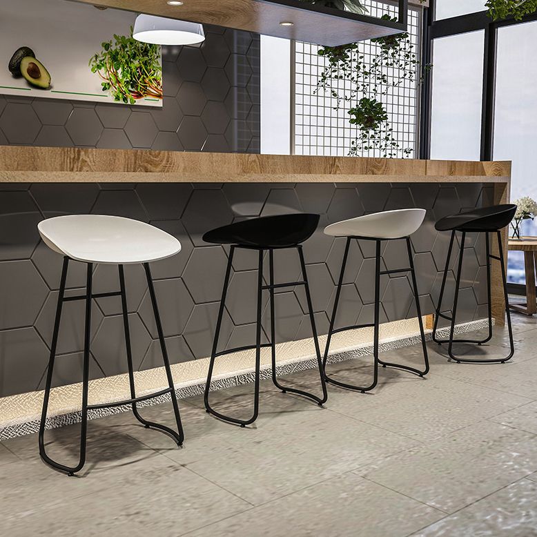 Modern Milk Tea Shop Low Back Stool Matte Finish Plastic Barstool Clearhalo 'Bar Furniture' 'Bar Stools' 'bar_stools' 'Furniture' 'furniture_bar_stools' 'Kitchen & Dining Furniture' 1200x1200_de87ec6d-b267-4aaf-bc10-62322a721d2f