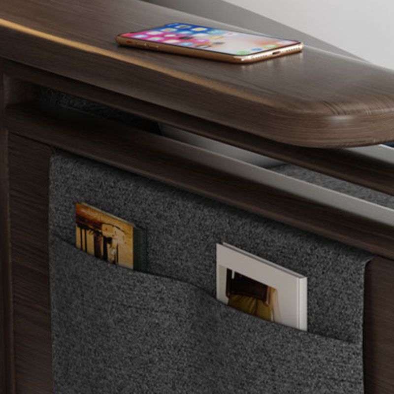 Stoffen slaapbank met 3 kussens vaste houten bank in walnootafwerking