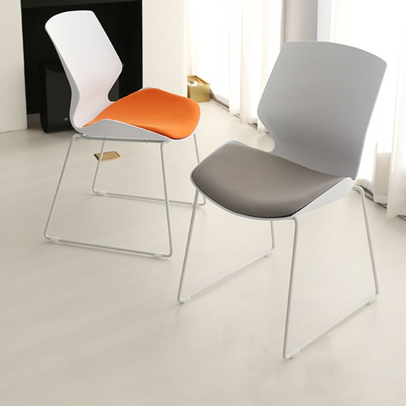 19" Wide Contemporary Desk Chair White No Wheels Office Chair Clearhalo 'furn' 'furn_office_chair' 'Furniture' 'Office Chairs' 'Office Furniture' 'office_chair' 1200x1200_dea0e6f3-0daa-4512-b9e1-44777e547e1f