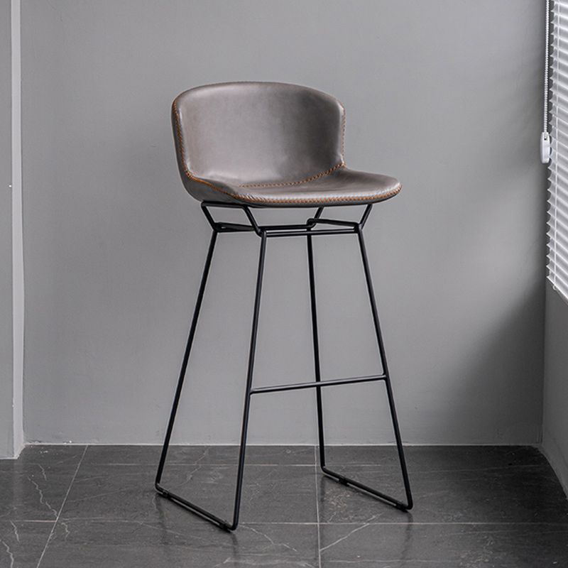 Tabouret de comptoir sans arme de dos moderne tabouret de fer avec base de métal noir