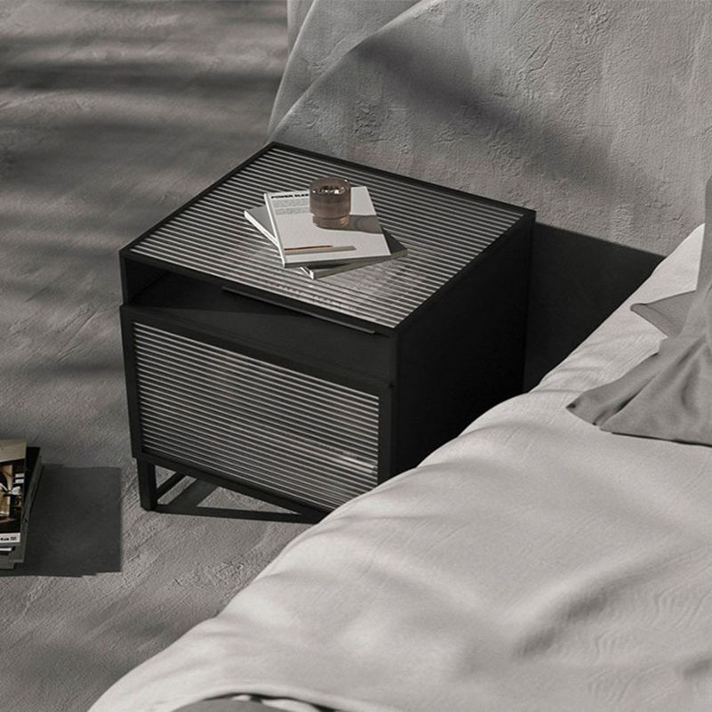 Modern Lower Shelf Night Stand Glass Bedside Cabinet for Bedroom Clearhalo 'Bedroom Furniture' 'furn' 'furn_night_stand' 'Furniture' 'night_stand' 'Nightstands' 1200x1200_dea56de3-3a97-41de-a2c1-722739582eaa