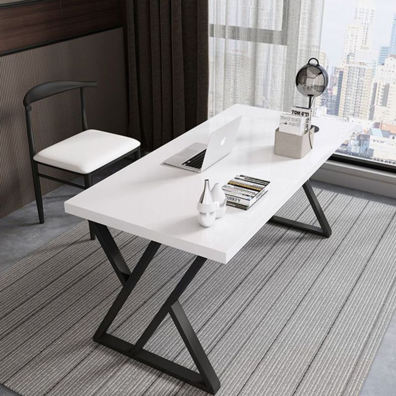 Witte eigentijdse stijl houten computerbureau rechthoekige kantoorbureau