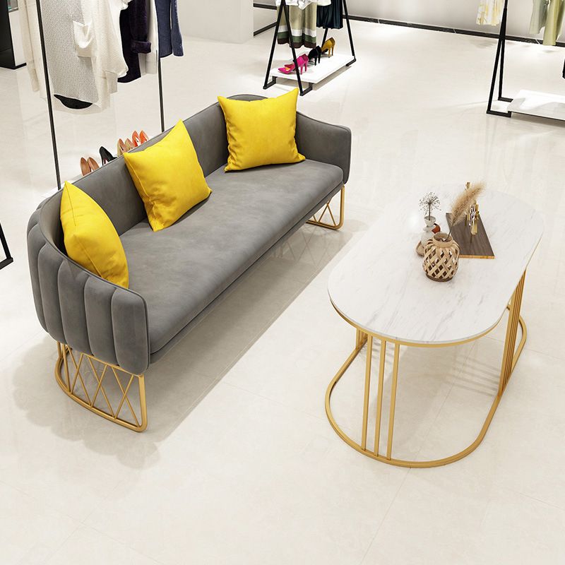 Strakke achterste fluwelen bank met kussens voor appartement 25,59 "breed