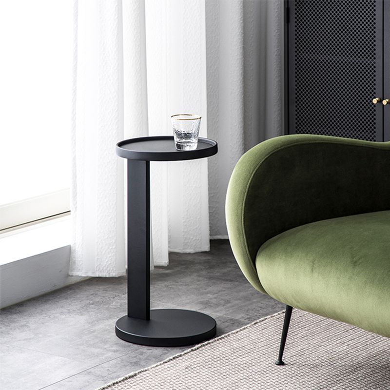 Rustic Accent Side Table Metal Pedestal Round Living Room Corner Table Clearhalo 'Coffee & Accent Tables' 'End & Side Tables' 'end_side_tables' 'furn' 'furn_end_side_tables' 'Furniture' 'Living Room Furniture' 1200x1200_df446b0b-6c6c-4ec1-9968-0e42666e1c73