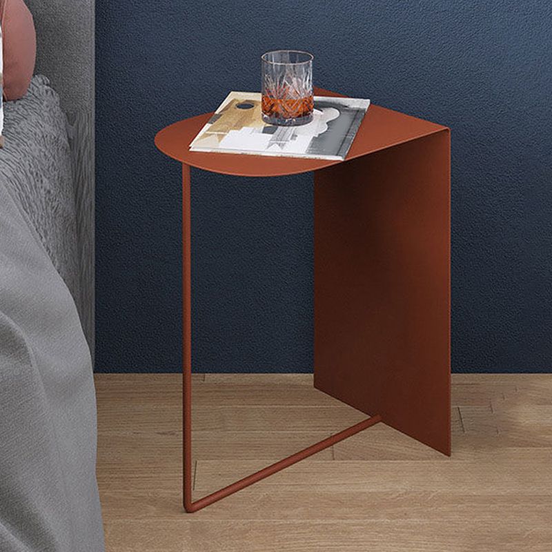 15,75 "w x 11,81" d x 19,69 "tavolo laterale di metallo h tavolo da estremità geometrica semplice