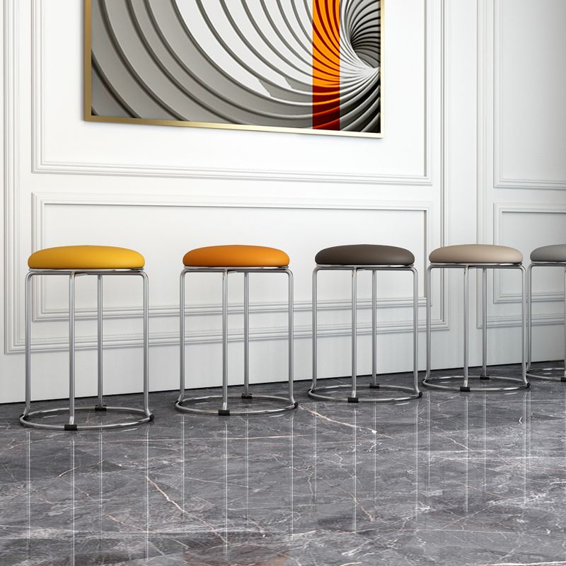 Contemporary Standard Ottoman Velvet Scratch Resistant Whole Colored Round Ottoman Clearhalo 'furn' 'furn_ottomans_poufs' 'Furniture' 'Living Room Furniture' 'Ottomans & Poufs' 'ottomans_poufs' 1200x1200_dfb87467-6852-4882-8763-6b25dc4dd015