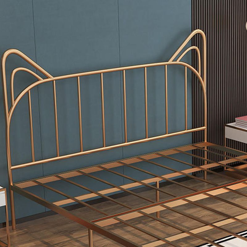 Crame de lit contemporain de 84,65 pouces de large Metai Gold Slat Lit avec tête de lit