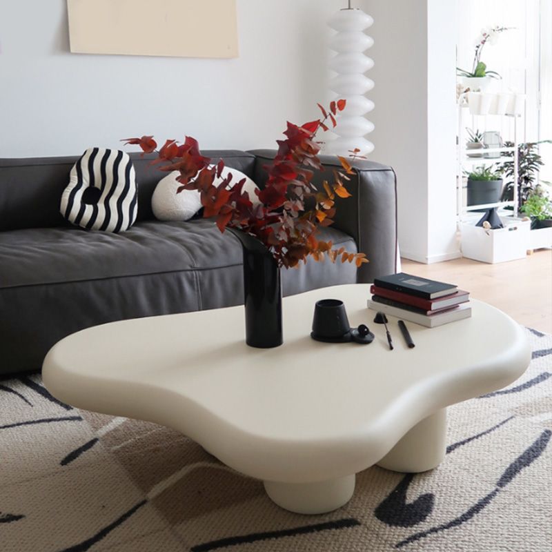 Irregular Solid Wood Coffee Table Cloud-Shaped 4 Legs Cocktail Table