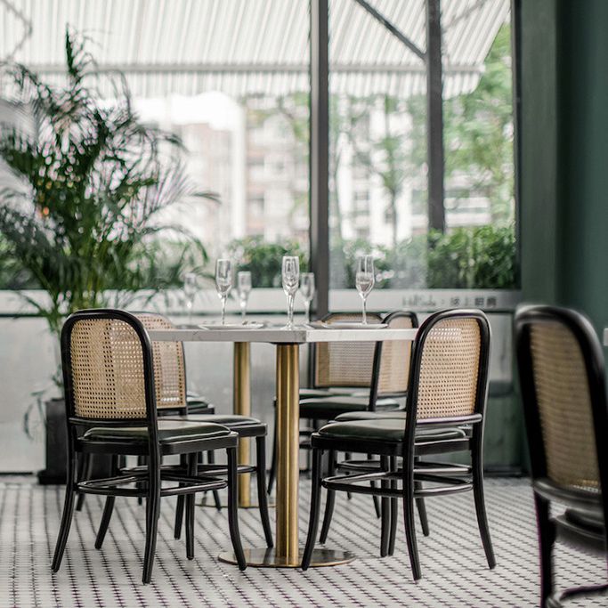 Metal Industrial Pedestal Dining Table Marble Top Table for Dining Room Clearhalo ' dining_table' 'Dining Tables & Seating' 'Dining Tables' 'furn' 'furn_dining_table' 'Furniture' 'furniture_dining_table' 'Kitchen & Dining Furniture' 'kitchen&dining_furn' 'kitchen' 'kitchen_dining_table' 1200x1200_dfe02f37-19d4-412a-991a-6c7f227b1dc6