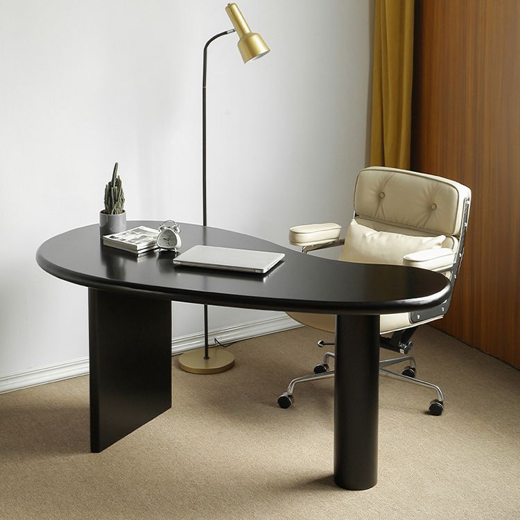 Bureau d'écriture industriel 29.5 "Hauteur de bureau en bois massif en noir avec jambes