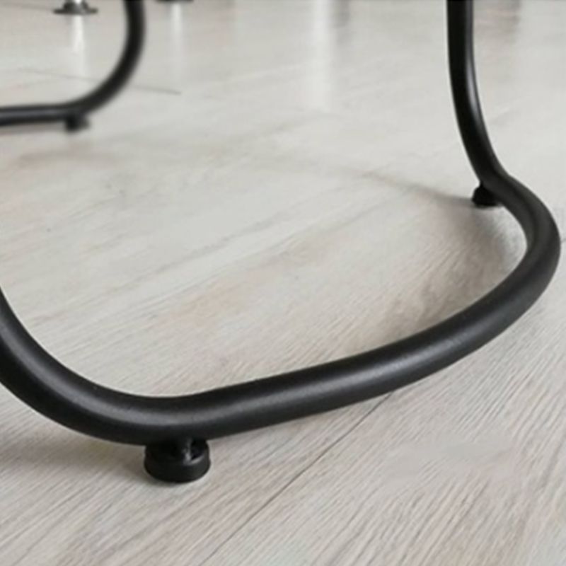Eigentijdse massief houten tegenkruk, zadelzit, barkruk met voetsteun