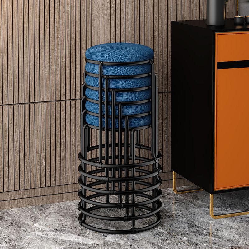 Black Modern Standard Water Resistant Round Standard for Home Decor Clearhalo 'furn' 'furn_ottomans_poufs' 'Furniture' 'Living Room Furniture' 'Ottomans & Poufs' 'ottomans_poufs' 1200x1200_e147e9a8-3c66-40fc-ab13-d964257dac17