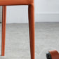 Moderne lederen eetstoelen armloze zijstoelen met metalen benen voor huisgebruik