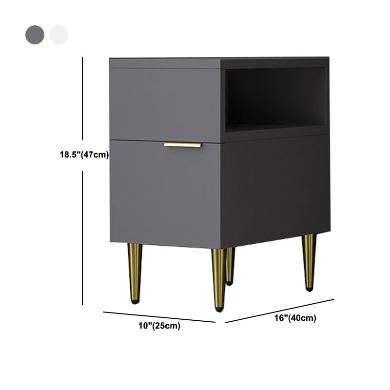 Mesa de noche de madera de imitación glamorosa de 18 pulgadas H Mesa de 1 cortavadora en gris/blanco