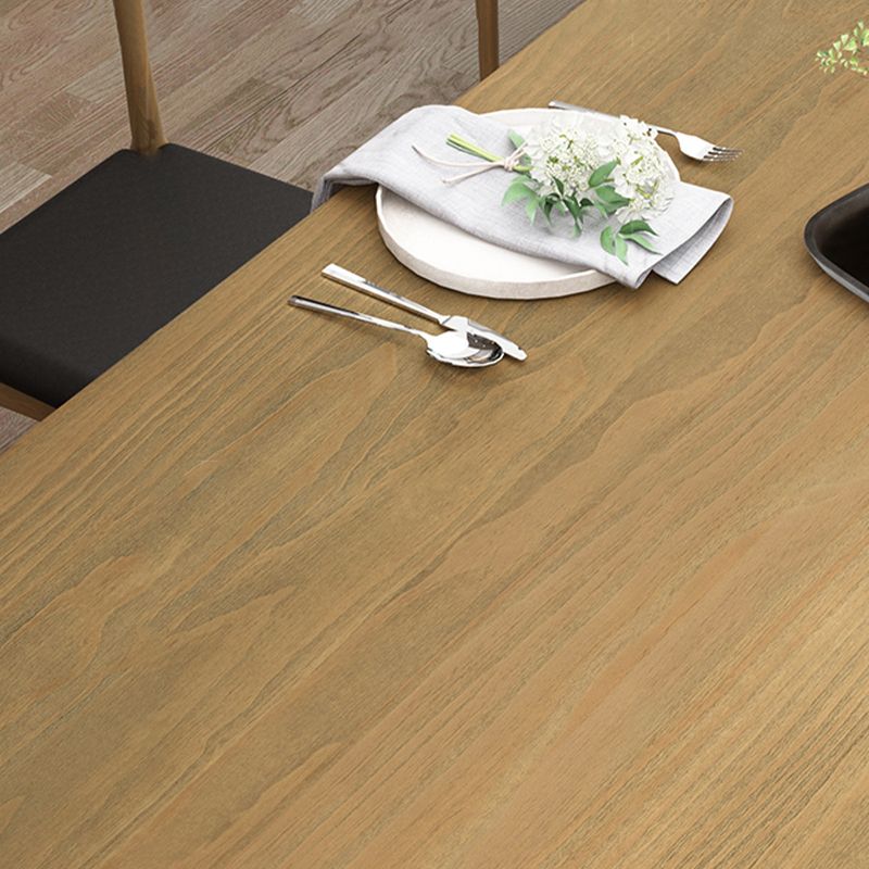 Moderner Esstisch mit unregelmäßiger Form, Massivholztisch mit 3 Beinen für das Restaurant
