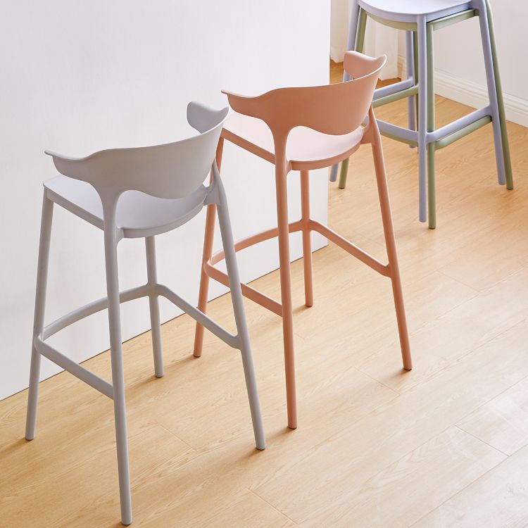 Contemporary Low Back Plastic Armless Bar Stools with Footrest