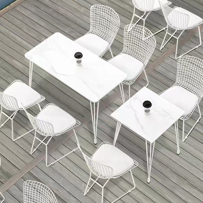 Mesa de comedor al aire libre con trípode Mesa de cena moderna con base metálica y tapa de piedra