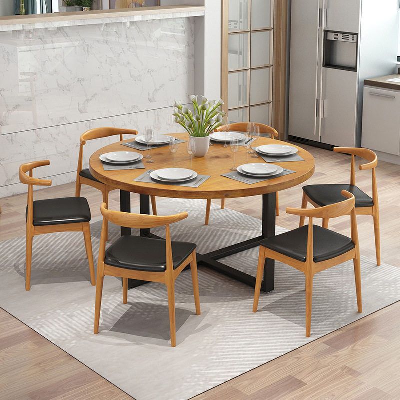 Modern Round Dining Table for Home Brown Solid Wood Table with Metal Base Clearhalo 'Dining Tables & Seating' 'Dining Tables' 'dining_table' 'furn' 'furn_dining_table' 'Furniture' 'Kitchen & Dining Furniture' 1200x1200_e2a97adb-f379-4747-a286-3cfd69962e66