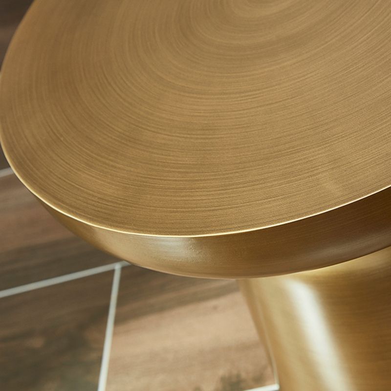 ミッドセンチュリーモダン16.9 "高さの丸いトップサイドテーブルメタルペデスタルエンドテーブル