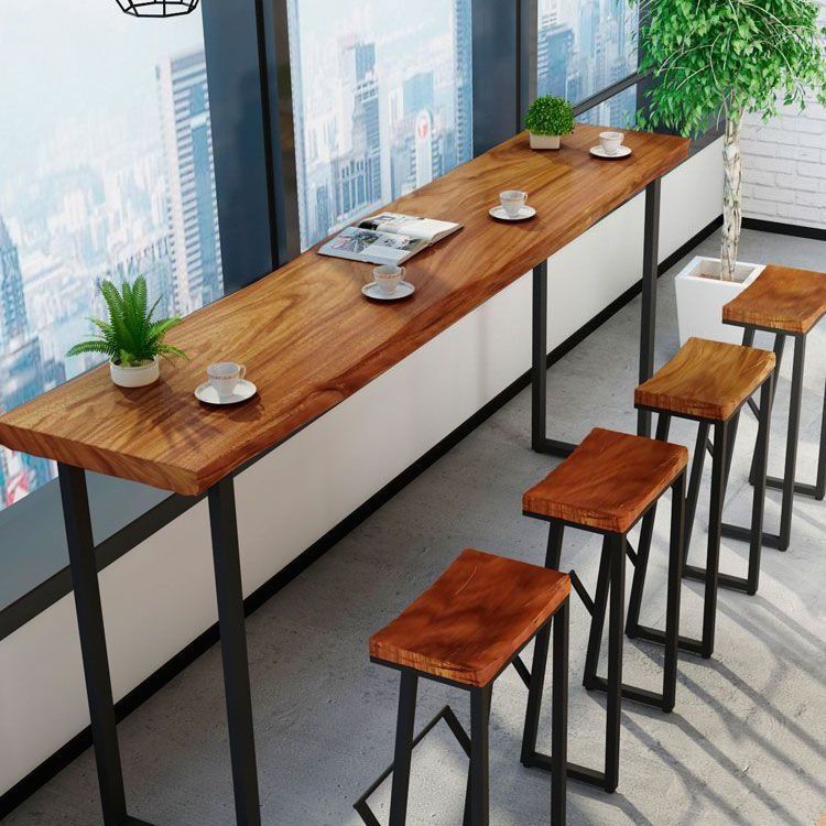 Tabouret de bar à dos en bois contemporain avec des jambes en métal