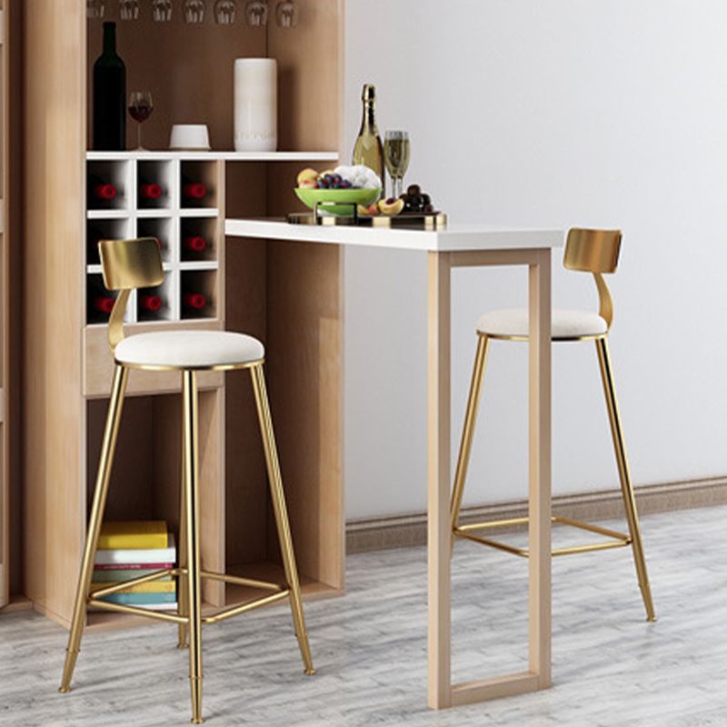 Taburete de bar de hierro con respaldo sin brazos Glam, taburete con cojín para tienda de té con leche