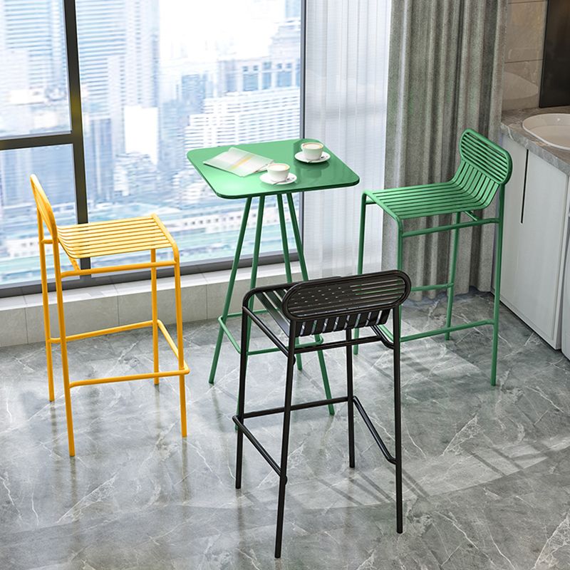 Modern Outdoor Counter Stool Rectangle Iron Footrest Counter Bar Stool Clearhalo 'Bar Furniture' 'Bar Stools' 'bar_stools' 'furn' 'furn_bar_stools' 'Furniture' 'Kitchen & Dining Furniture' 1200x1200_e2e85acc-9c54-4bf8-9a17-b521809210da