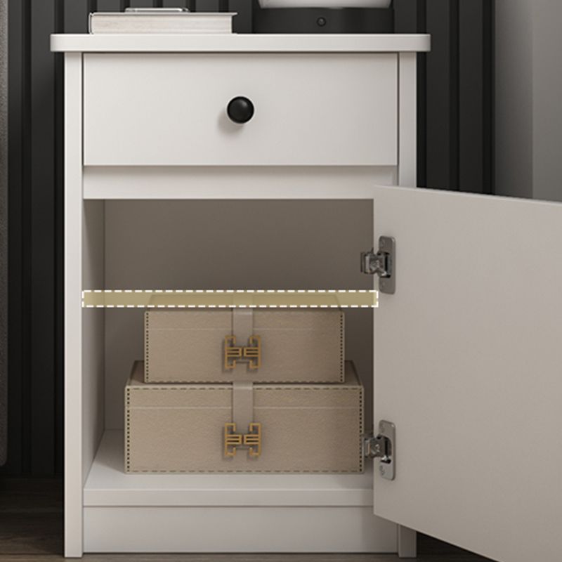 22 "Hモダンなベッドサイドキャビネット模倣ウッド1ドア1ドロワーナイトスタンド