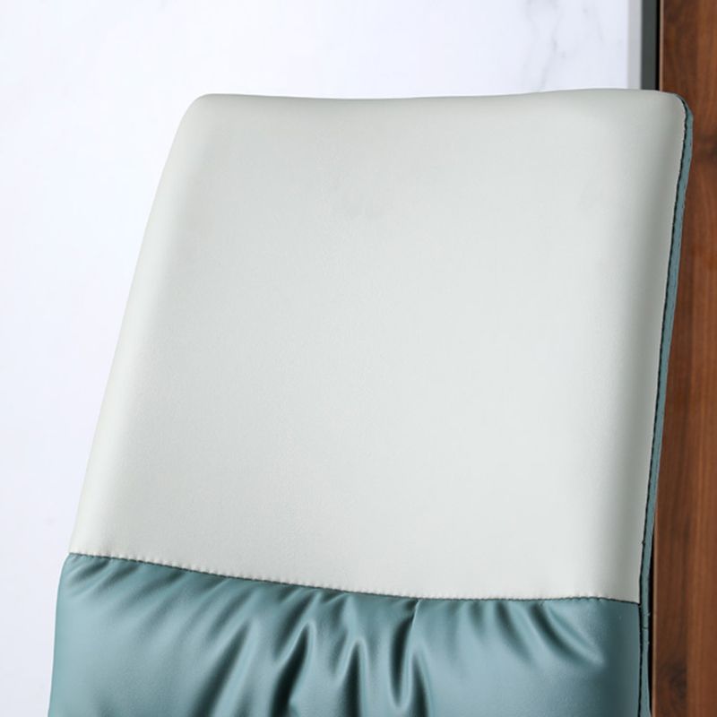 Nordische Armlehne Rückenlehne Kissenstuhl mit Metallbeinen für Esszimmer