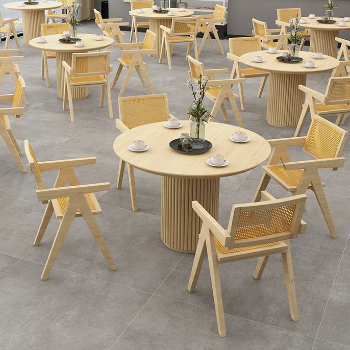 Modern Pedestal Casual Dining Table Round Solid Wood Dinner Table Kitchen Home Clearhalo 'Dining Tables & Seating' 'Dining Tables' 'dining_table' 'furn' 'furn_dining_table' 'Furniture' 'furniture_dining_table' 'Kitchen & Dining Furniture' 'kitchen' 'kitchen_dining_table' 1200x1200_e328f64d-ad10-4250-8e8d-d5e0a9ec052f