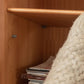 Estantería de estilo moderno Estantería trasera cerrada de madera maciza estándar con estantes