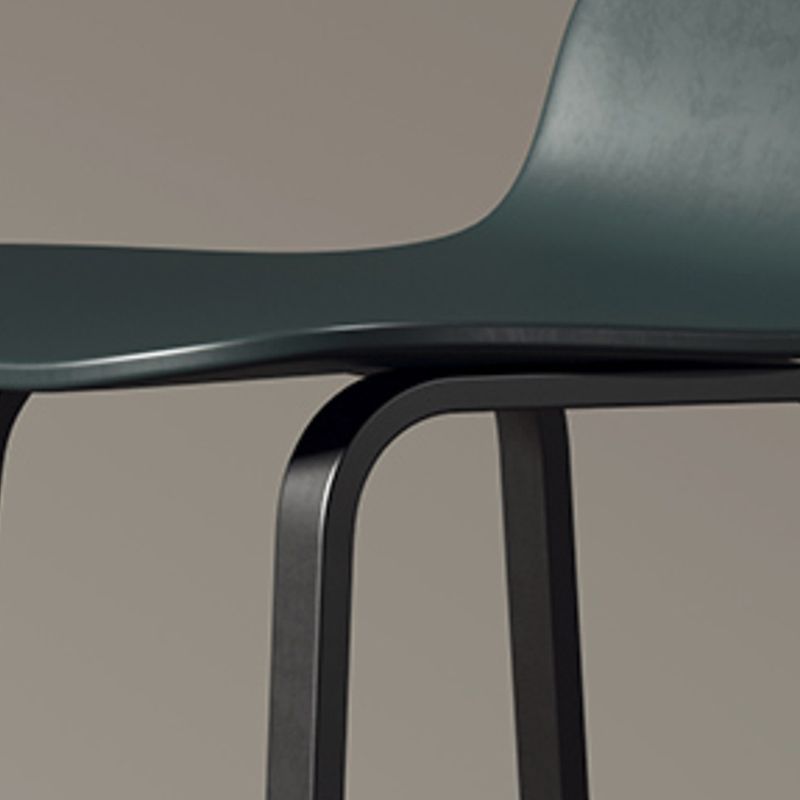 Nordic Indoor Simple Barstool Low Back Iron Tall Stool with Plastic Seat Clearhalo 'Bar Furniture' 'Bar Stools' 'bar_stools' 'furn' 'furn_bar_stools' 'Furniture' 'furniture_bar_stools' 'Kitchen & Dining Furniture' 1200x1200_e3a5da68-d08b-449f-b3d9-a4d361986922