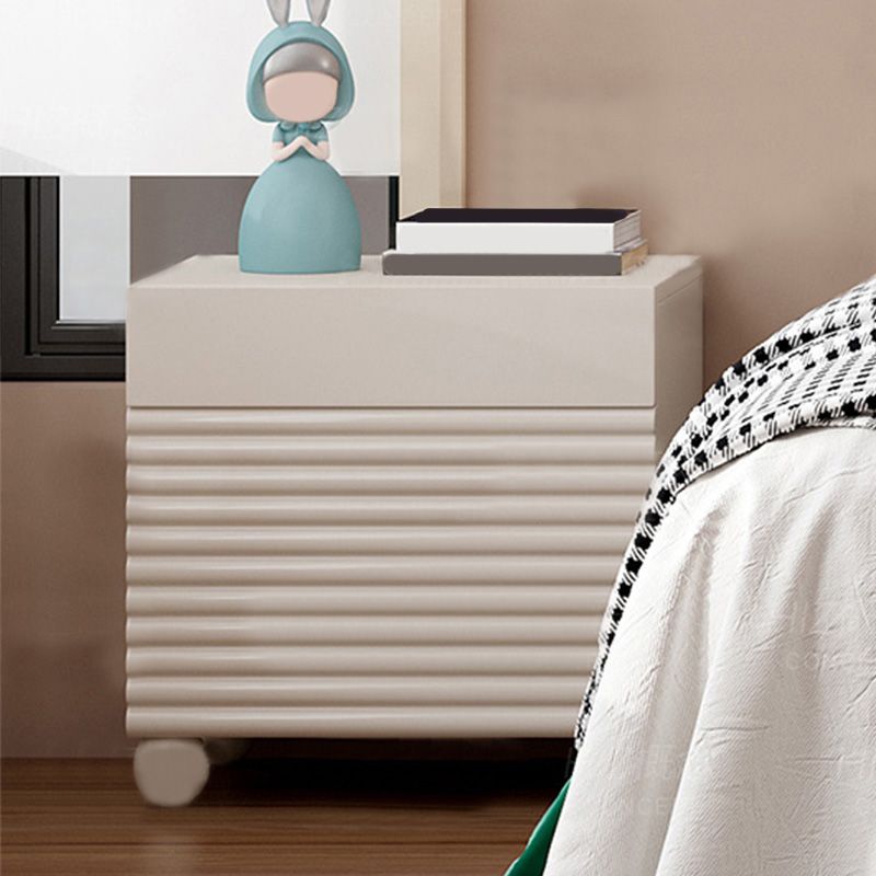 Table de nuit en bois scandinave 19 "Tablette blanche de haut avec 2 tiroirs