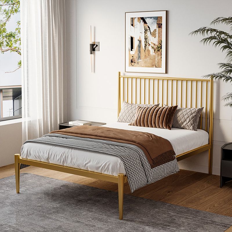 Letto a fila con telaio aperto in metallo contemporaneo con legno rettangolare con gambe metalliche