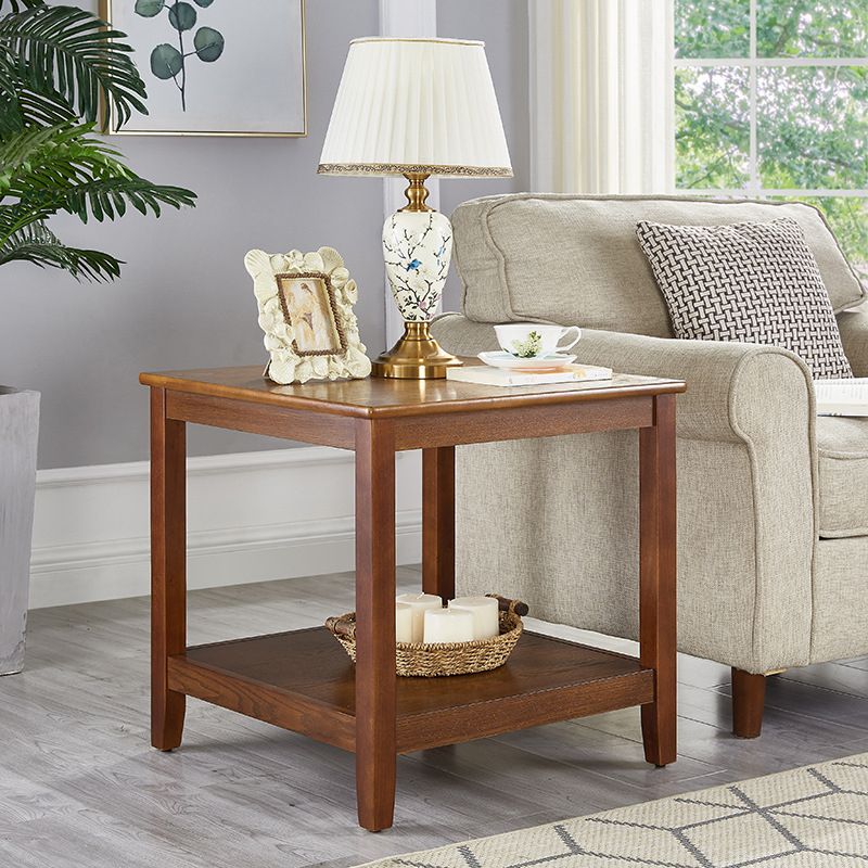 Tavolino in legno quadrato di fattoria marrone/tavolo laterale di divano Walunt con deposito